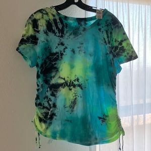 New with tags! Pink tie dye T-shirt size L